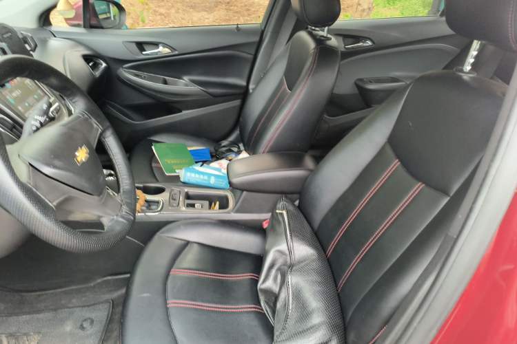 Used Chevrolet Cruze 2018 320 Automatic Pioneer Sunroof Edition