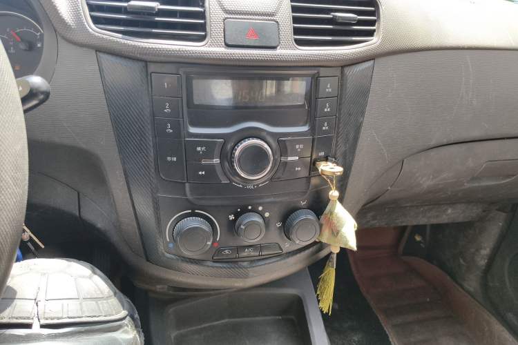 Used Wuling Hongguang 2015 1.2L S Base Model China V Standard
