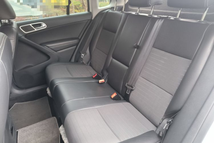 Used Volkswagen Tiguan 2016 280TSI Automatic Two-Wheel-Drive Silk Road Style Edition Left Rear Seat