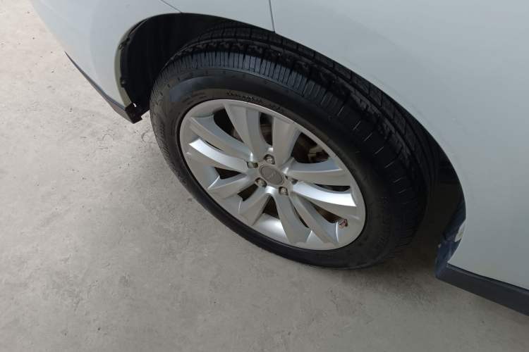 Used Haval H2 2016 Red-Label 1.5T Manual Two-Wheel Drive Luxury Model