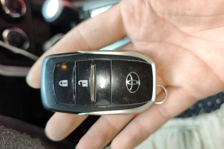 Used Toyota Corolla 2018 1.2T S-CVT GL Smart Enjoyment Version Vehicle Key