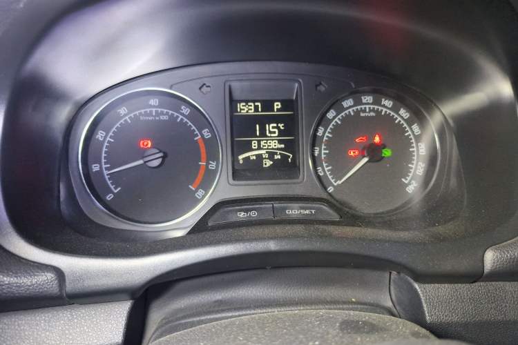 Used Skoda Fabia 2014 1.6L Automatic Sport Edition
