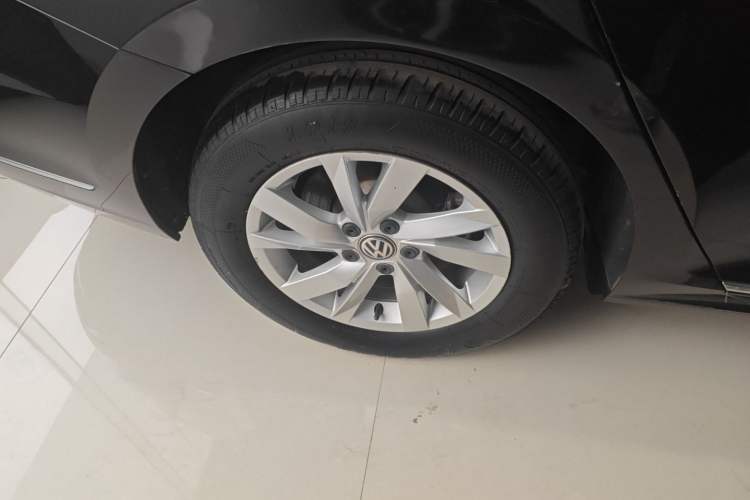Used Volkswagen Passat 2019 280TSI Business Edition China VI Right Rear Wheel Hub
