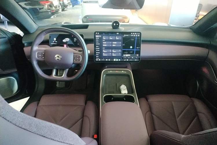 Used Nio ET5T 2025 75 kWh Touring