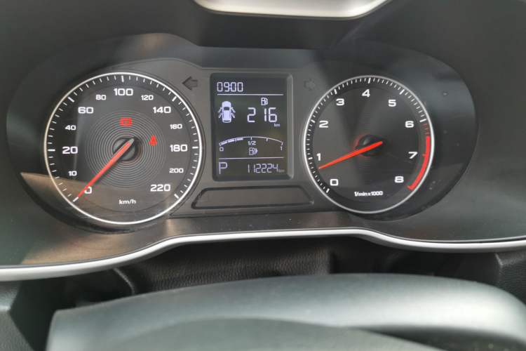 Used MG ZS 2018 1.5L Automatic Elite Edition China V Standard Odometer Close Up