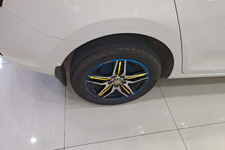 Used Skoda Rapid Spaceback 2014 1.6L Manual Enjoyment Edition
