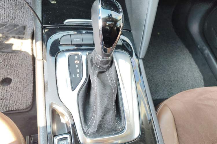 Used Buick Regal 2019 20T Elite Version China VI Standard