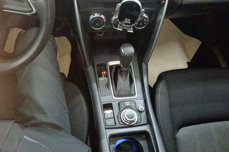 Used Mazda CX-4 2018 2.0L Automatic Two-Wheel Drive Blue Sky Dynamic Version China V Standard