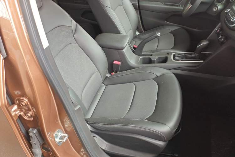 Used Chevrolet Cavalier 2019 320 Automatic Xinyue Edition Right Front Seat