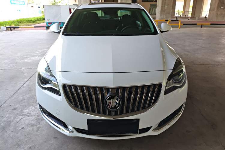 Used Buick Regal 2015 1.6T Fashion Tech Model
