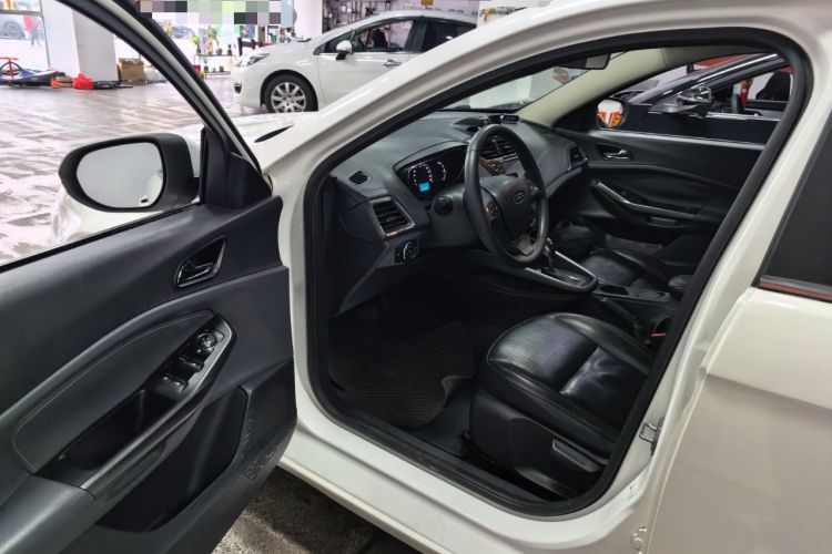 Used Ford Escort 2015 1.5L Automatic Fashion Model Driver Seat