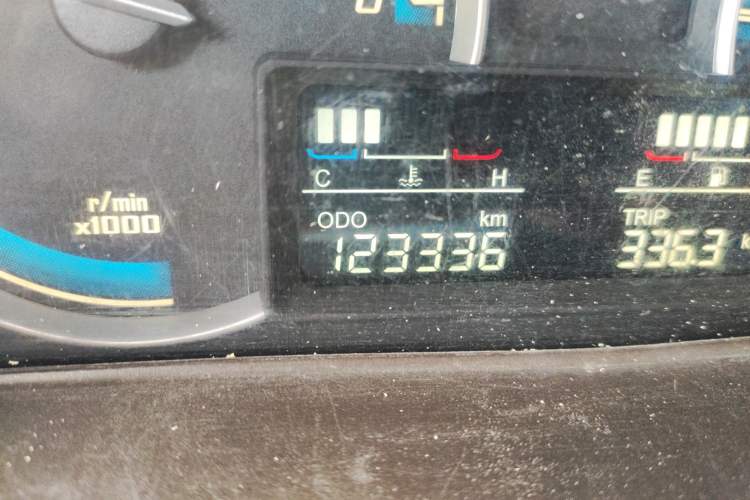 Used Baojun 730 2014 1.5L manual Comfort ESP version 7 seats
