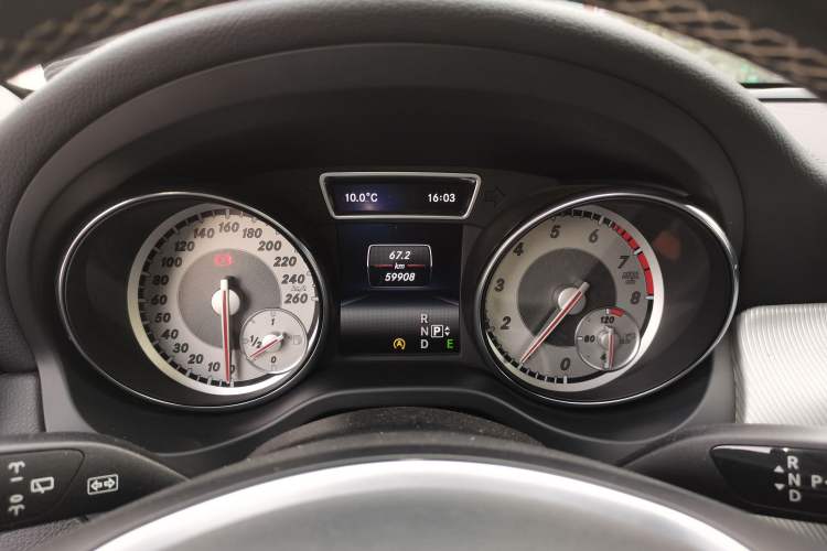 Used Mercedes-Benz GLA 2015 GLA 220 4MATIC Fashion Model