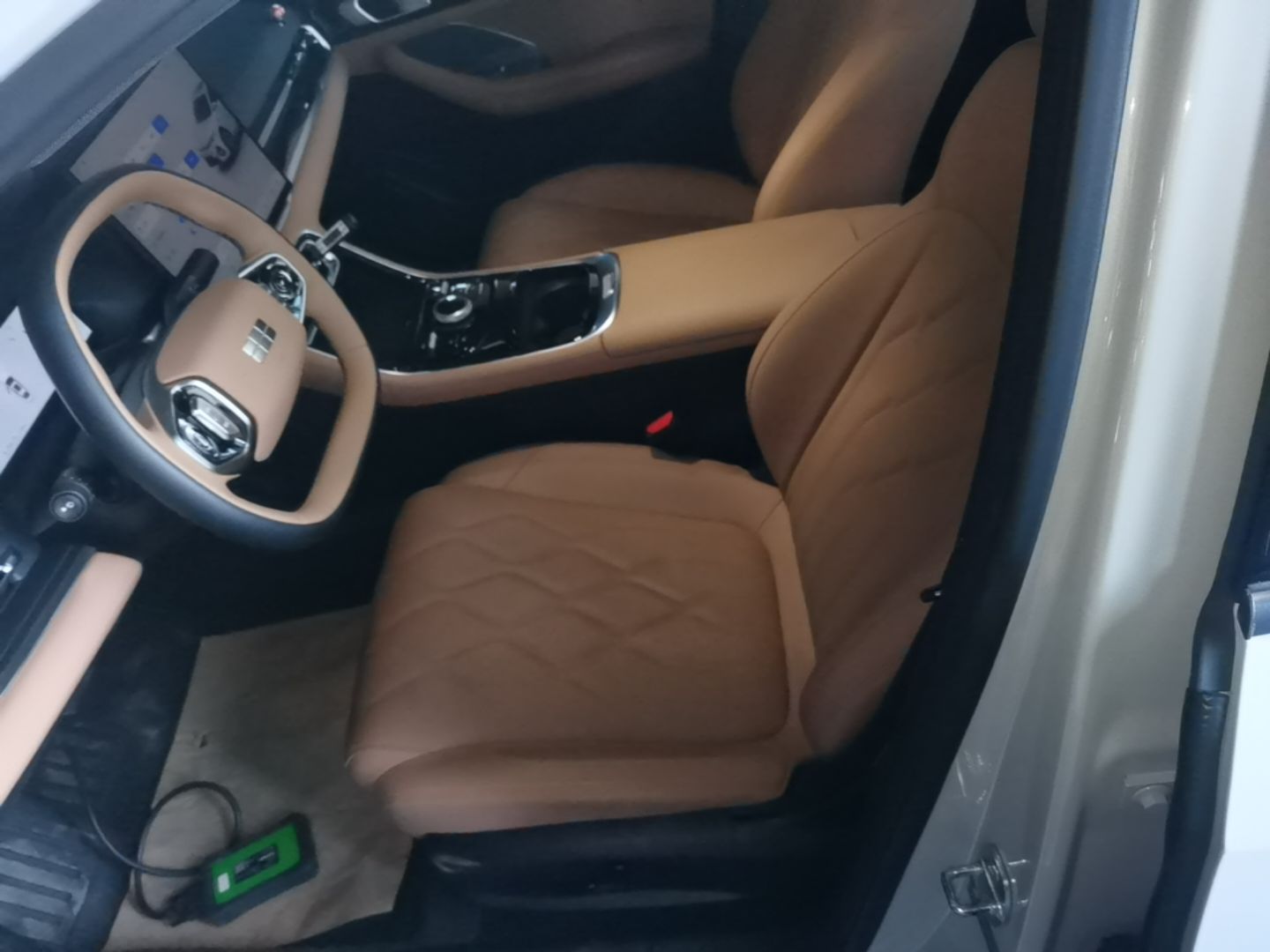 Geely Galaxy A7 2025 Model EM-i 70km Exploration Edition — снимка 17