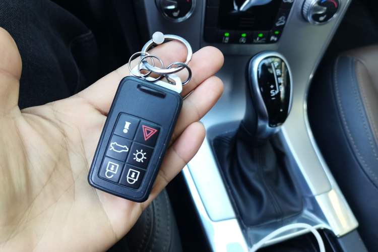 Used Volvo XC60 2017 T5 AWD Smart Range Edition