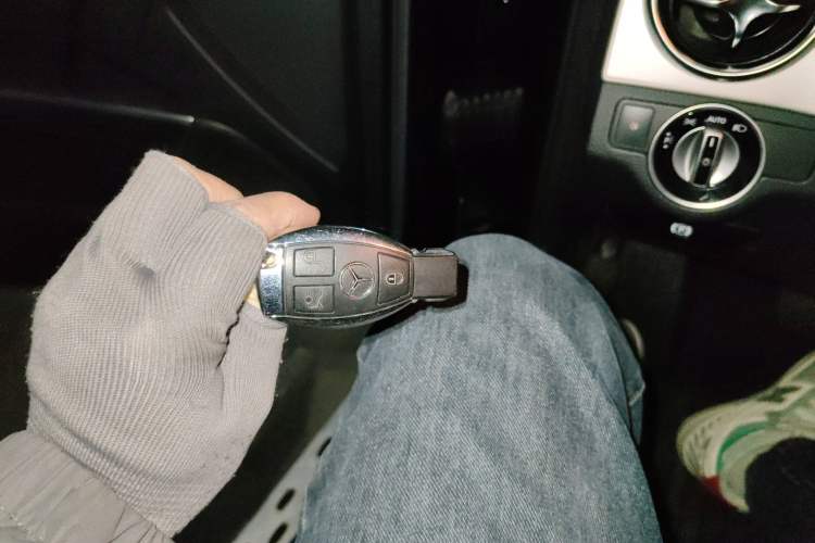 Used Mercedes-Benz GLK-Class 2015 GLK 260 4MATIC Fashion Edition Ultimate Version