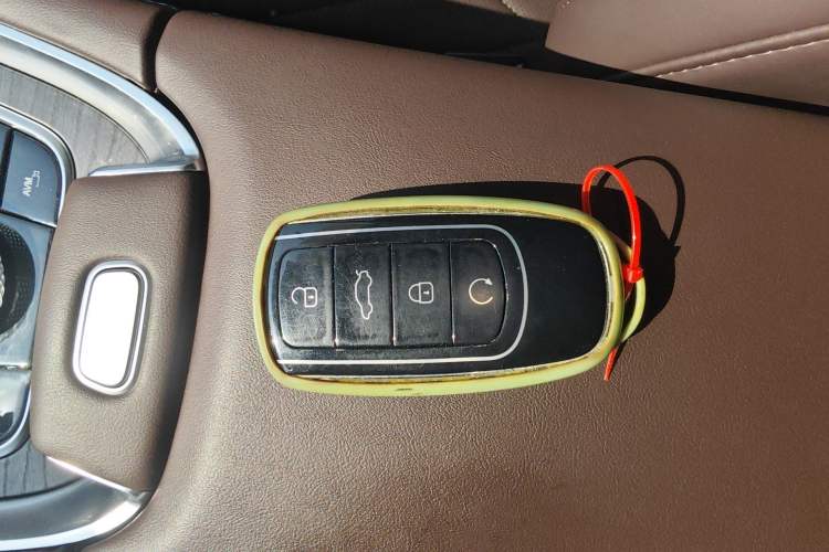 Used Chery Tiggo 8 PRO 2022 390T Two-Wheel Drive Vast Edition 5 Seats