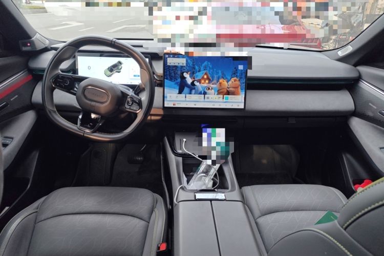 Used Lynk & Co 08 EM-P 2023 120km Long-Range Halo
