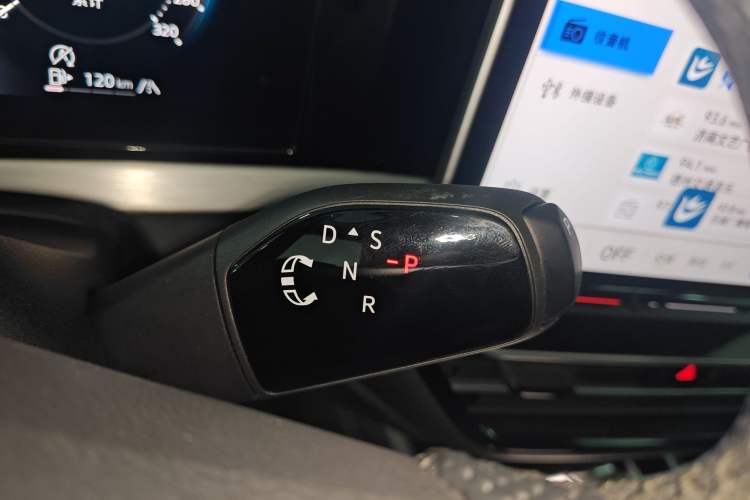 Used Volkswagen Passat 2025 Pro 380TSI Dragon Supreme Edition