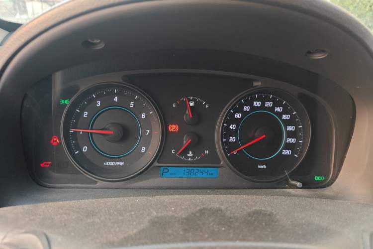 Used Chevrolet Captiva 2012 2.4L 4x4 Flagship Edition 7 Seats