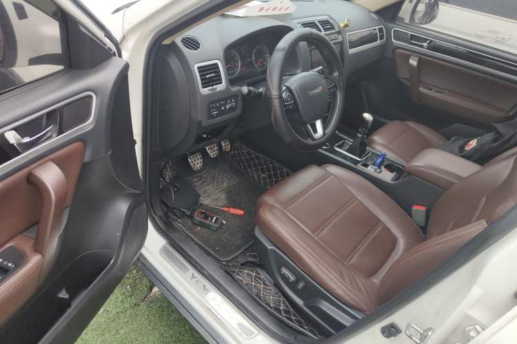 Used Yema T70 2016 Upgraded Model 1.5T Manual Luxury Version
