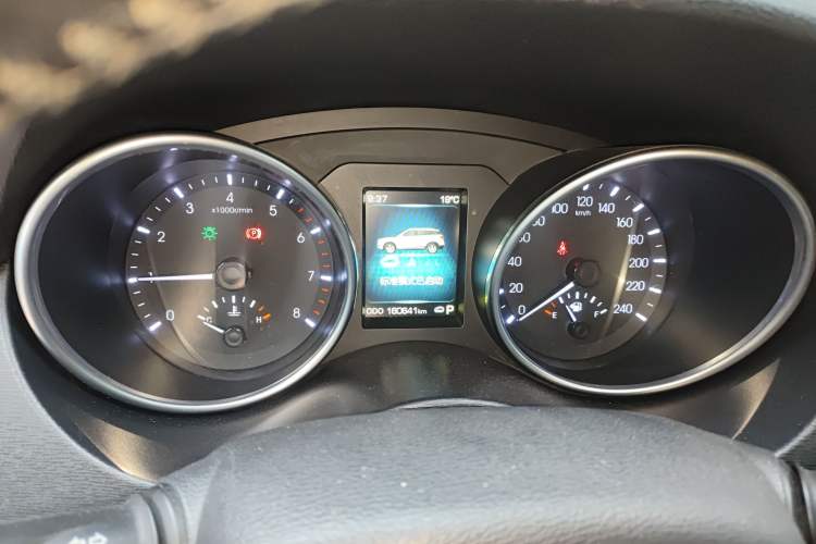 Used Haval H6 Coupe 2015 Blue Label 2.0T Automatic Two-Wheel Drive Elite Model Instrument Cluster