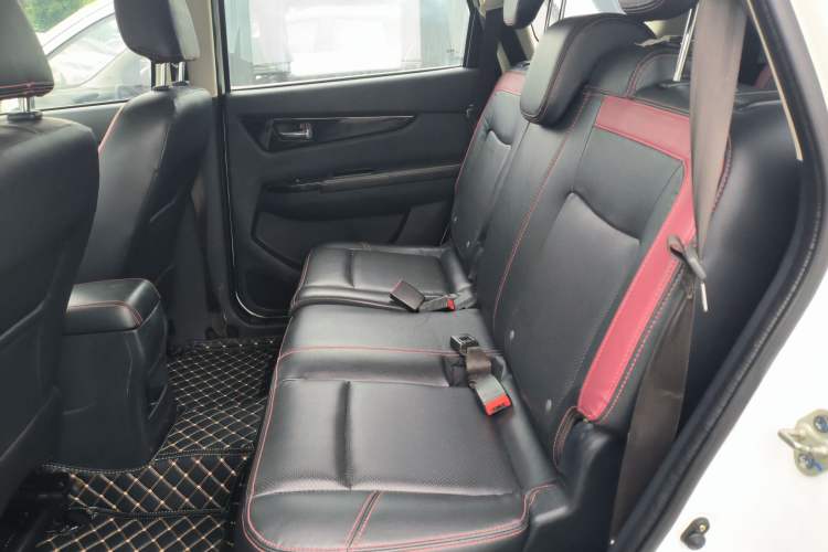 Used HYOSOW S3 2015 1.5L Luxury Model China V Standard Left Rear Seat