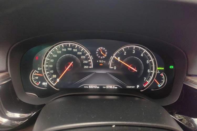 Used BMW 5 Series 2018 530Li Luxury Edition Premium Package
