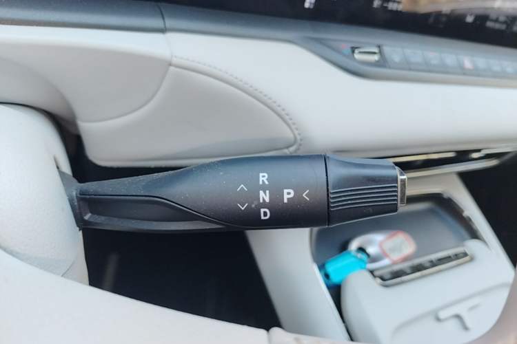 Used VOYAH FREE 2025 318 318 km Rear-Drive Touring Edition
