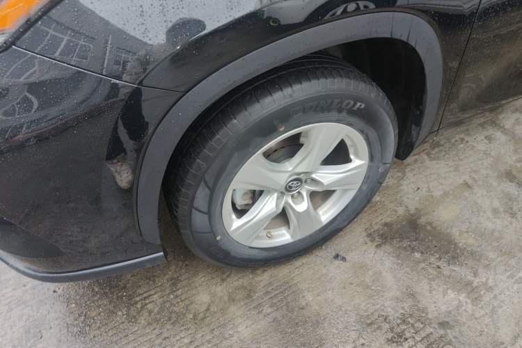 Used Toyota Highlander 2023 2.5L Smart Electric Hybrid Dual-Engine 4x4 Elite Edition 7 Seats
