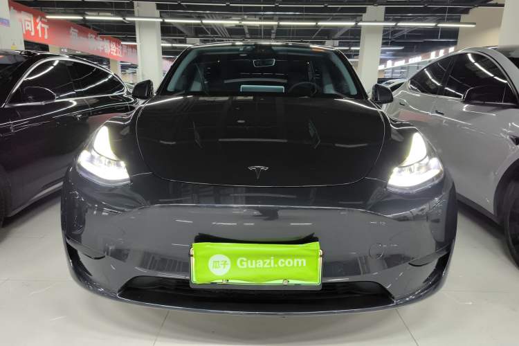 Used Tesla Model Y 2024 Rear-Wheel-Drive Version
