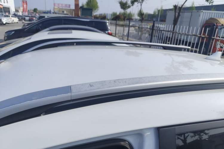 Used Kia kx1 Stonic 2021 1.4L CVT Fun Edition Roof