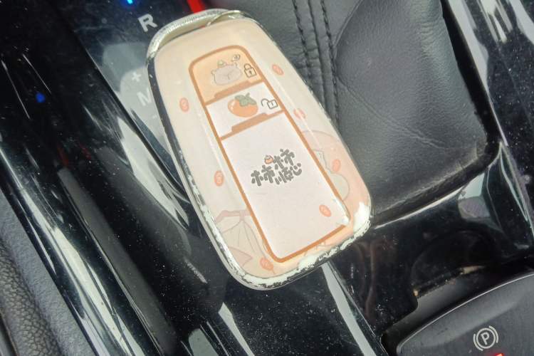 Used Toyota C-HR 2018 2.0L Leading Edition China V-standard