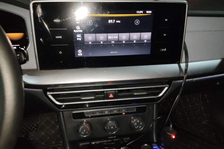 Used Volkswagen Lavida 2023 280TSI DSG Full-Comfort Edition Audio And AC Panel