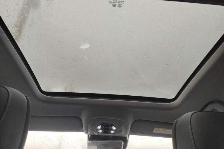 Used Chery Tiggo 8 PRO 2024 Champion Edition 290T Two-Wheel Drive Shining Version 5 Seats Headliner