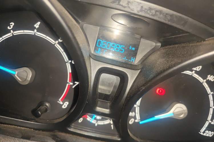 Used Ford Fiesta 2013 Sedan 1.5L Manual Fashion Edition
