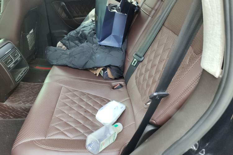 Used Volkswagen Touareg 2011 3.0 TSI Comfort Version
