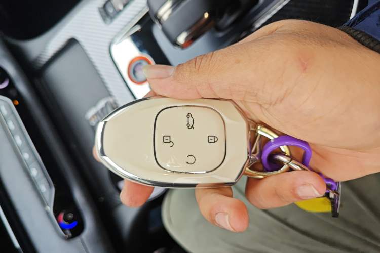 Used GAC Trumpchi EMPOW 2023 400T Automatic R PRO
