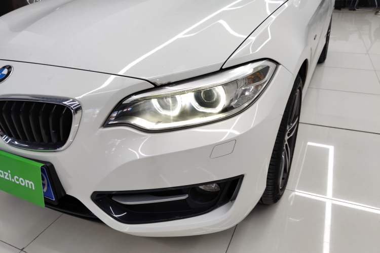 Used BMW 2 Series 2014 220i Sport Design Package
