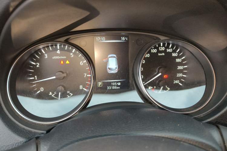 Used Nissan Qashqai 2022 2.0L CVT XV Smart Enjoyment Version
