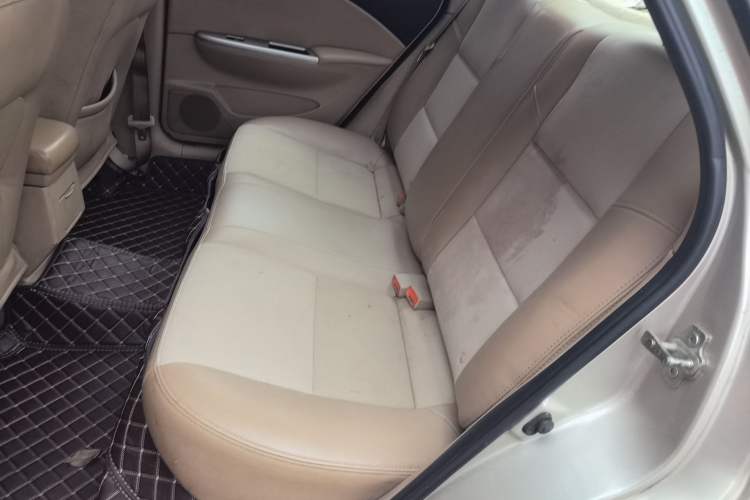 Used Buick Excelle 2013 1.5L Manual Classic Model