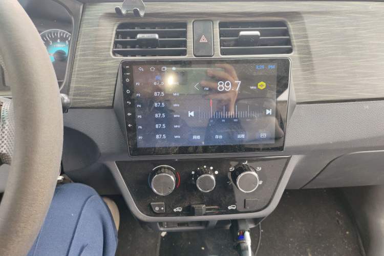 Used Jinbei Hiace X30 