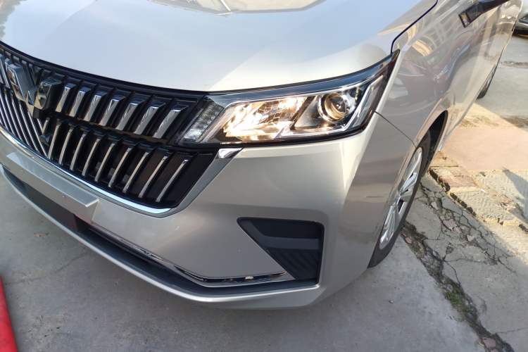 Used Wuling Jiachen 2022 1.5L Manual Comfort Edition