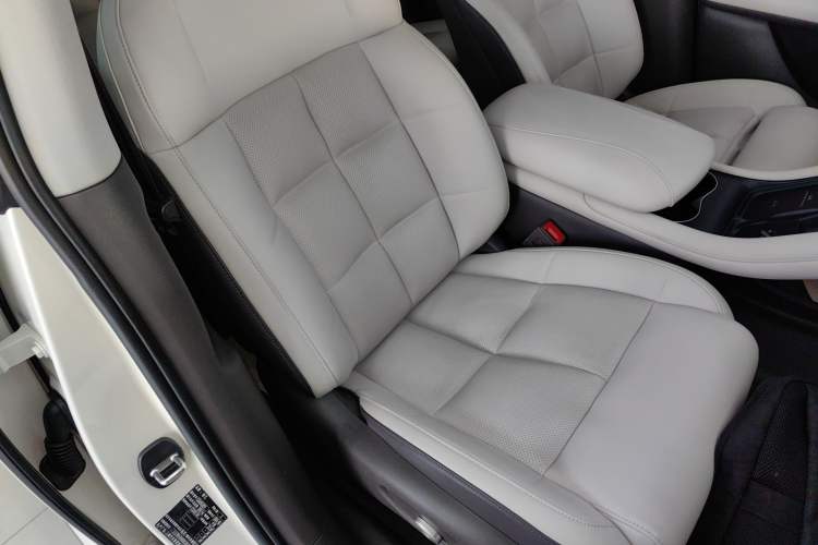 Used IM LS6 2023 Max Standard Edition
