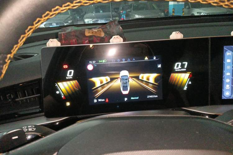 Used MG 5 Scorpio 2022 1.5T Trophy Sport Luxurious Edition