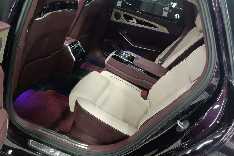 Used Hongqi H9 2020 Revised Version 2.0T Smart Connect Flagship Edition
