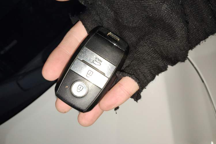 Used Kia kx1 Stonic 2019 1.4L Automatic Fun Edition China VI