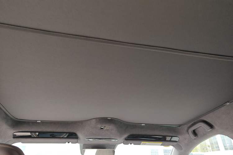 Used Geely Galaxy 8 2025 130km EM-P Starship Edition
