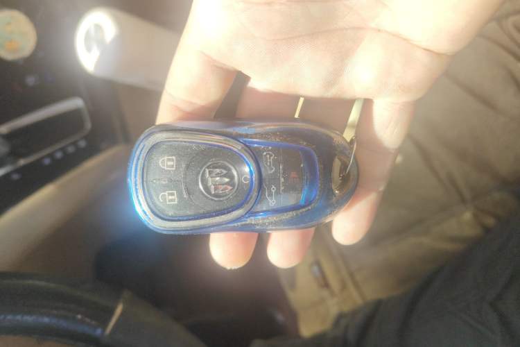 Used Buick GL8 2017 ES 28T Luxury Model China V Standard
