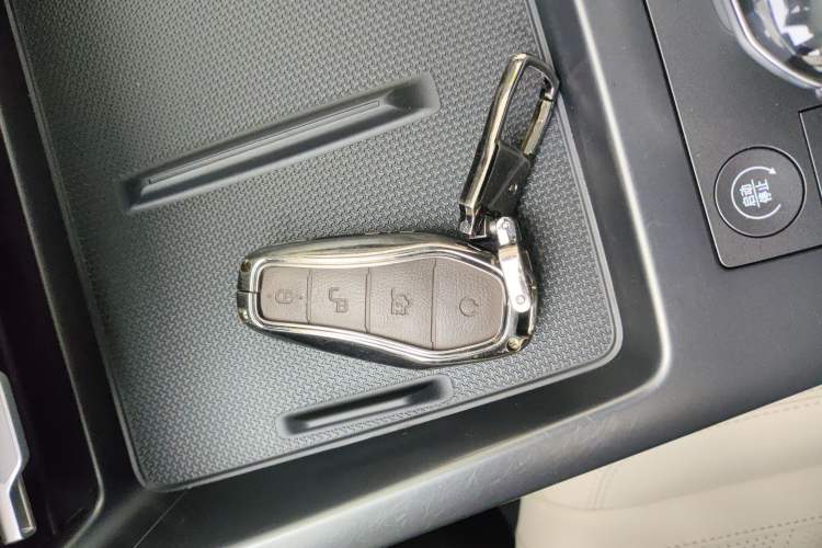 Used BYD Qin PLUS 2025 DM-i Smart Drive 55KM Leading Model